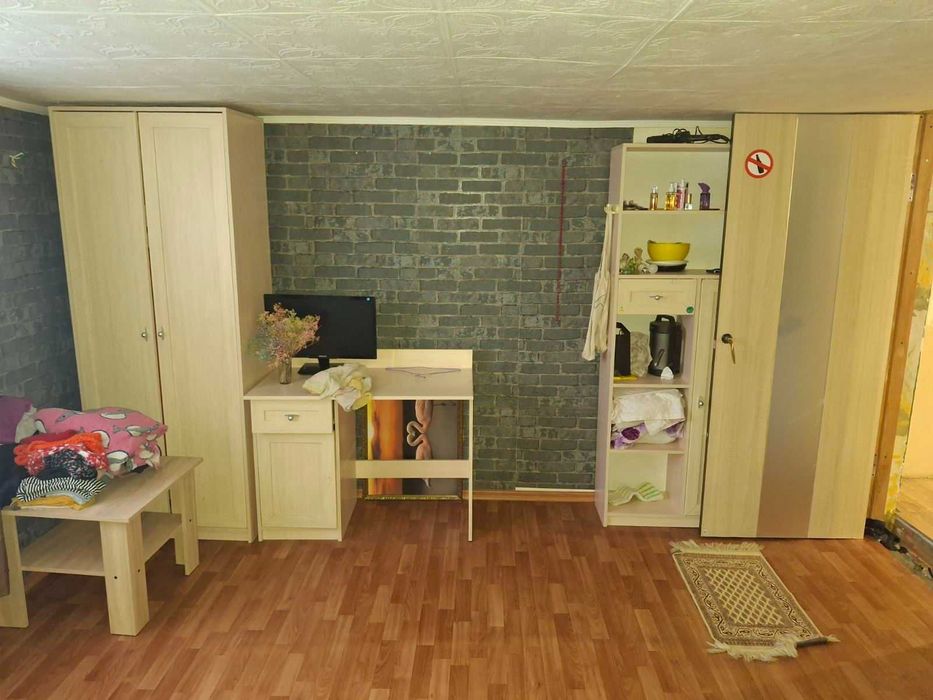 Двоповерховий будинок у центрі