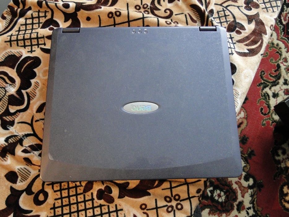 НОУТБУК BENQ model DN2100 оперативка 1гб.