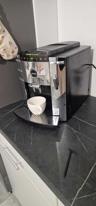 Ekspres JURA F9 chrom super stan...