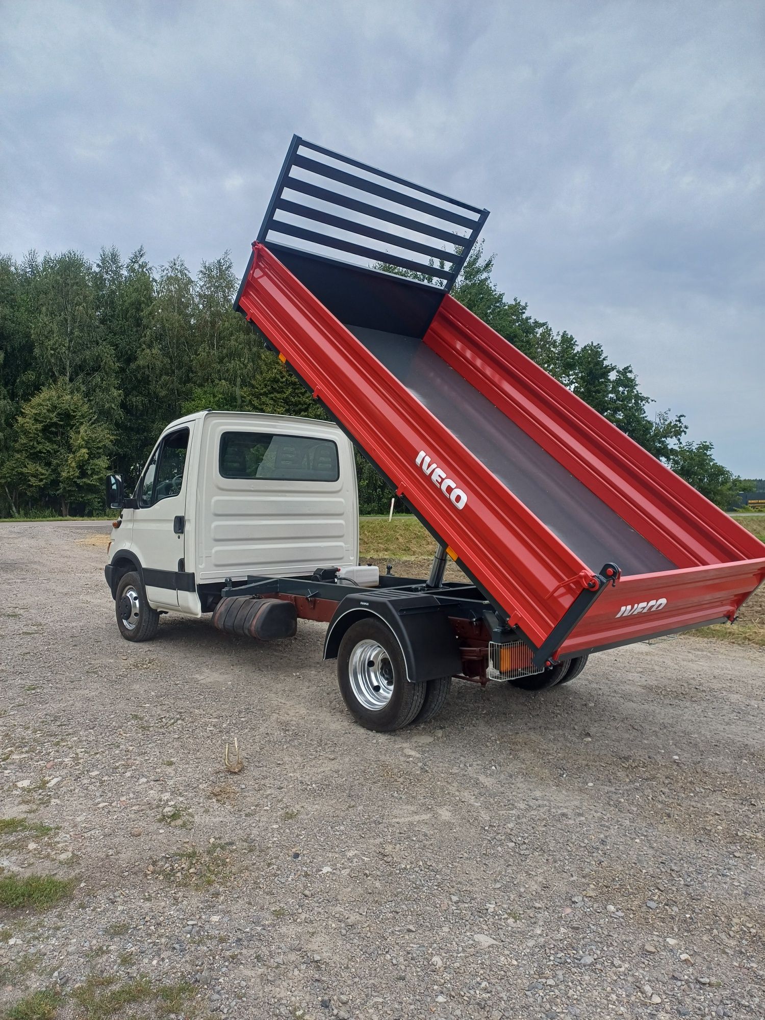 Iveco daily 35c11 Nowa wywrotka na 3 strony 2.8 na linke resor 35c15