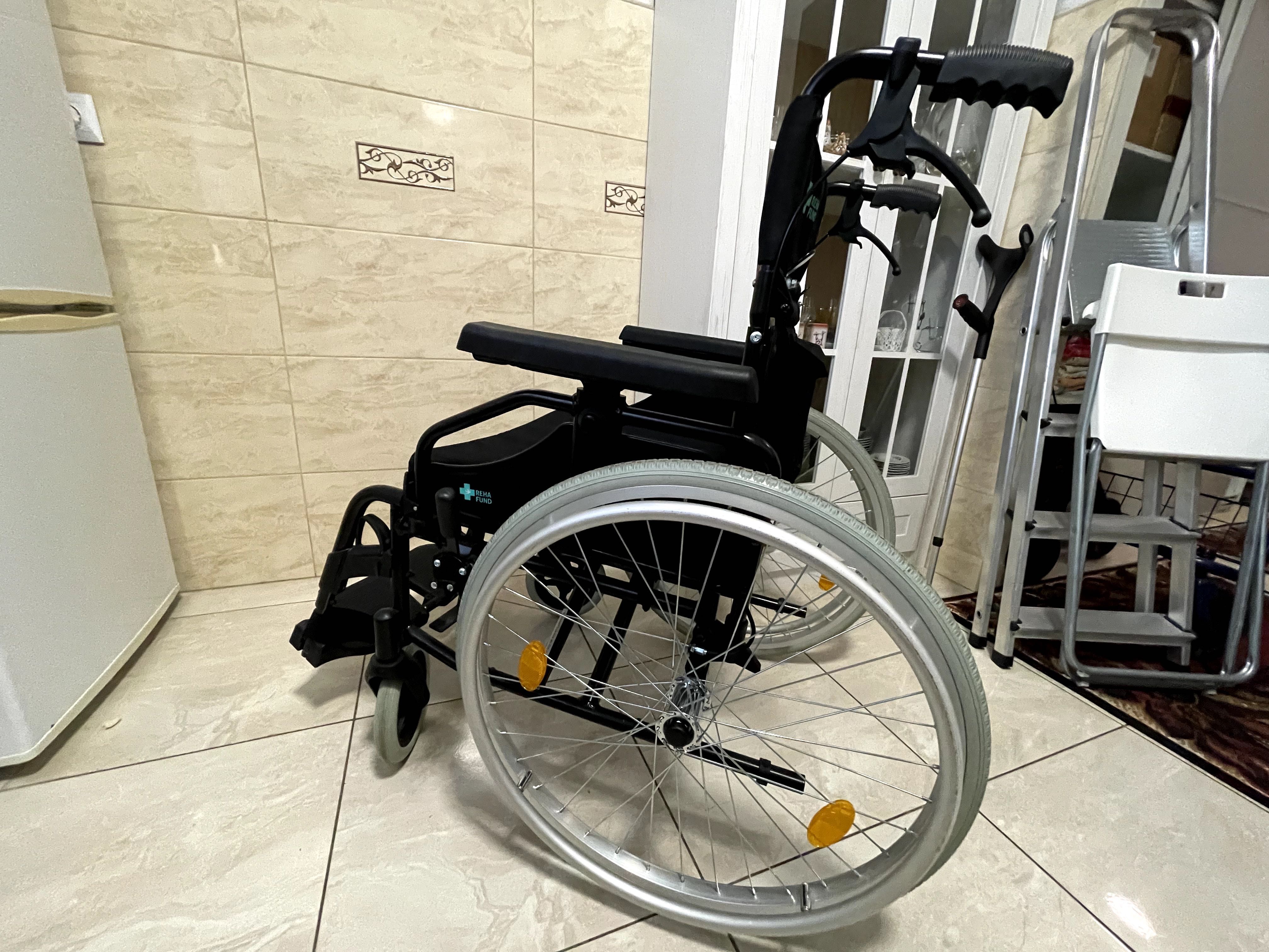Wózek inwalidzki, składany. Reha Fund Cruiser Active. Jak Nowy!
