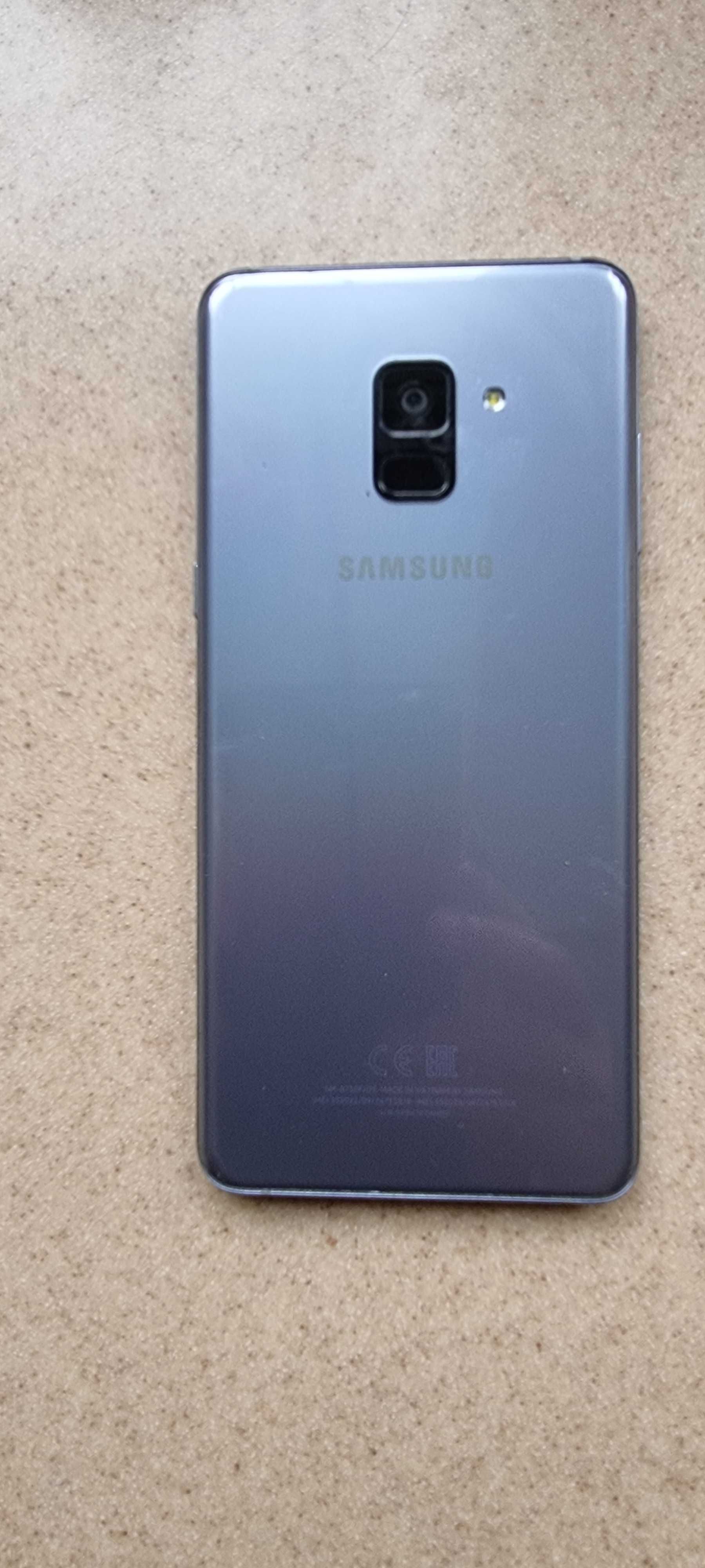 Смартфон Samsung Galaxy A8+ (2018) 4/32Gb SM-A730F/DS Orchid Gray
