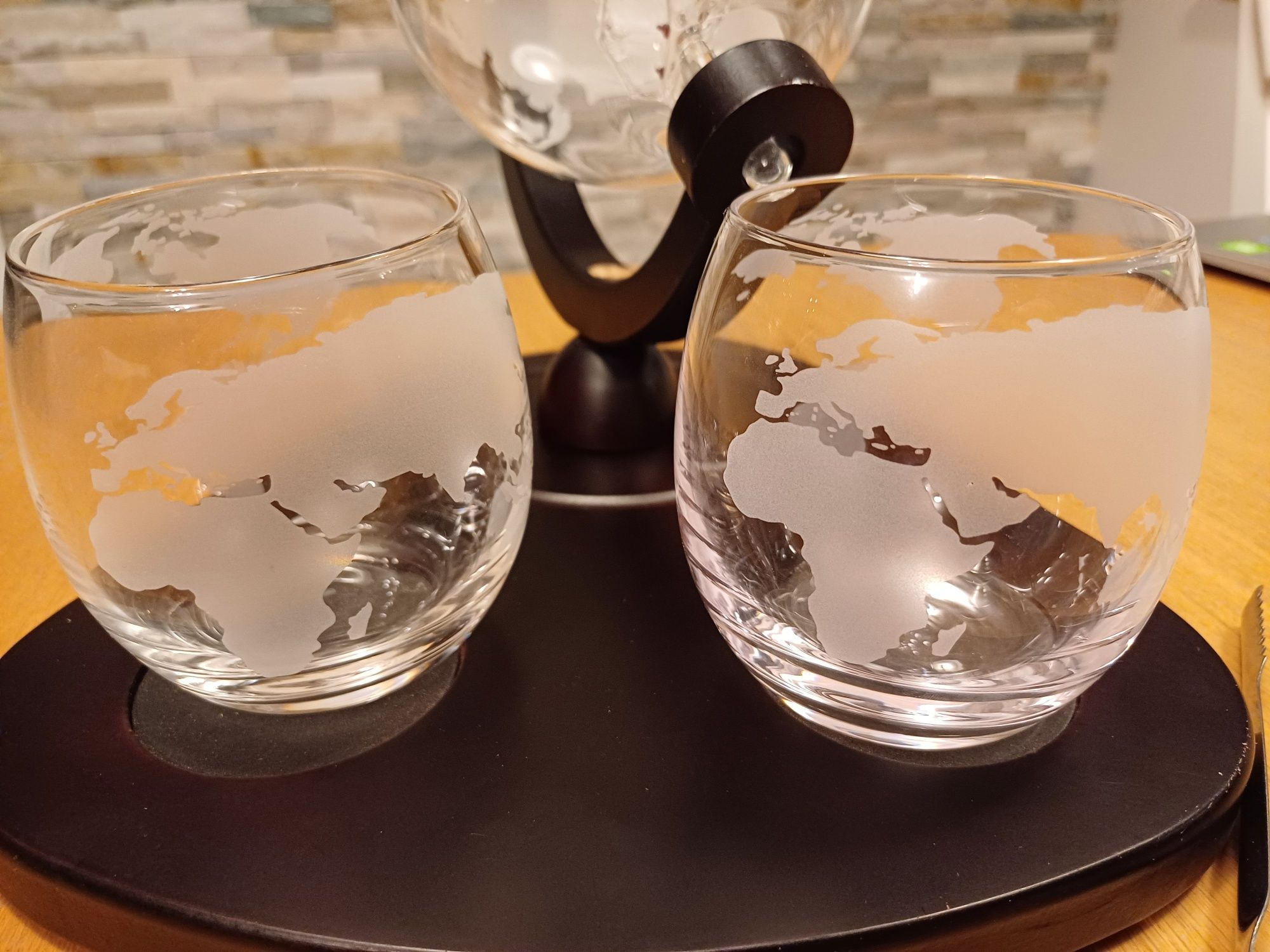 Karafka do whisky+ szklanki