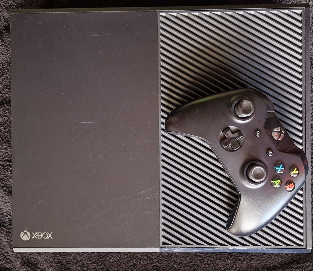 Xbox One + Pad i zasilacz