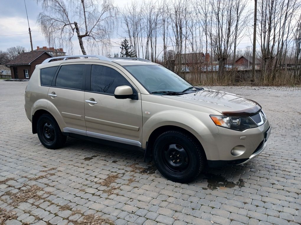 Mitsubishi outlander