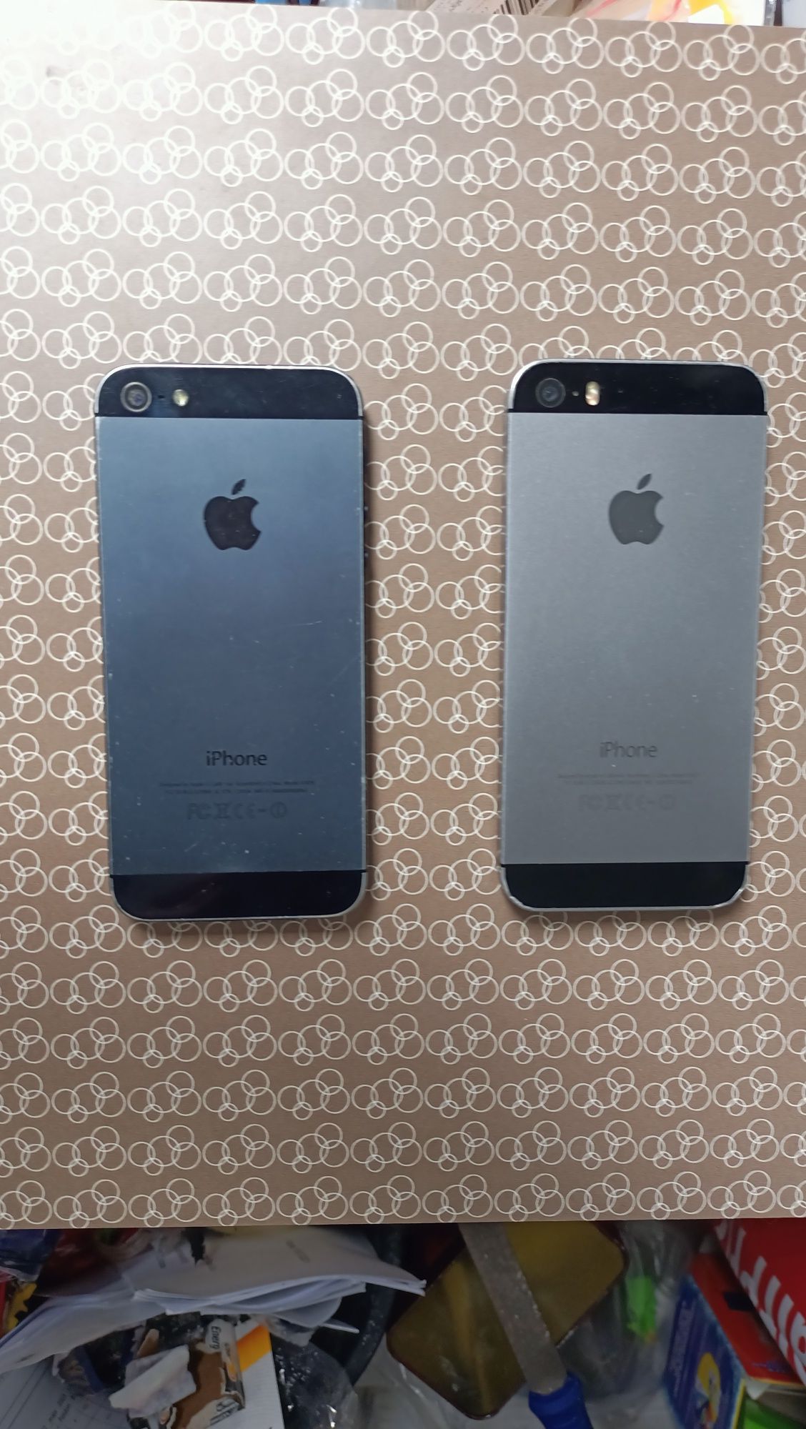 Dwa iPhone 5 plus