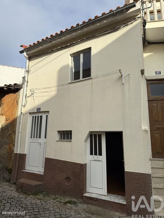 Casa T2 em Murça de 66,00 m2