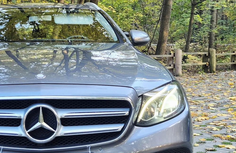 Mercedes-Benz Klasa E Mercedes W213 E klasa kombi 2016 bezwypadkowy, nowe części, hak
