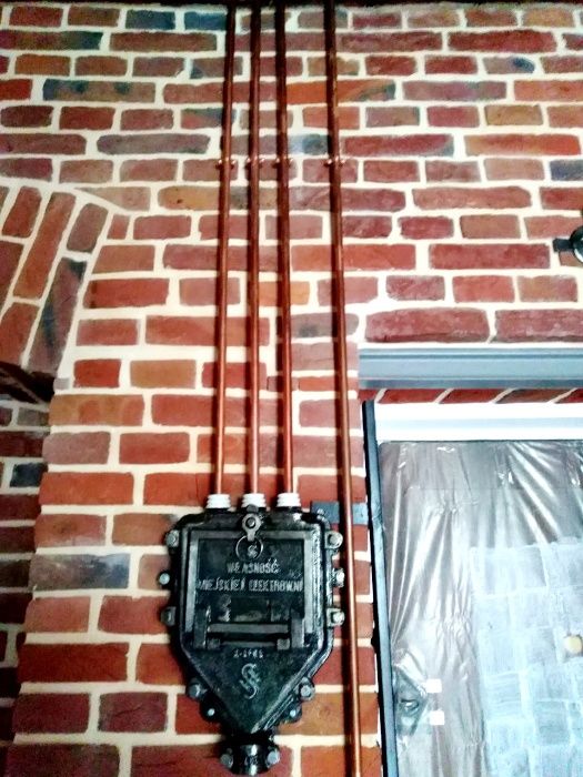 Мідні хомути для кріплення мідної труби