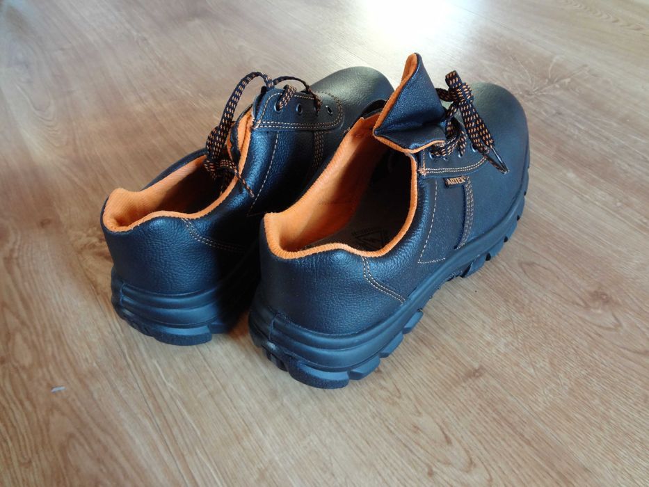 Buty robocze ochronne BHP podnoski