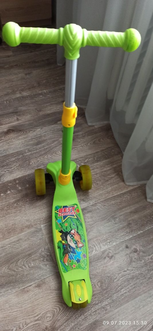 Дитячій самокат Best scooter!