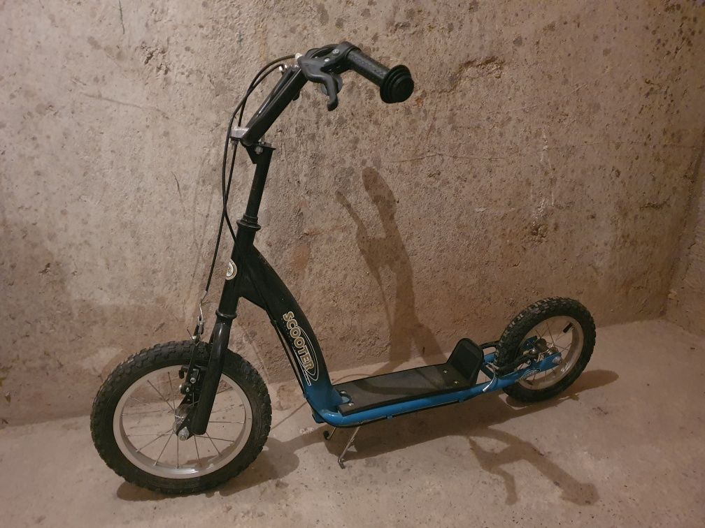 Hulajnoga  scooter