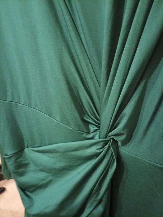 Продам вечірню сукню