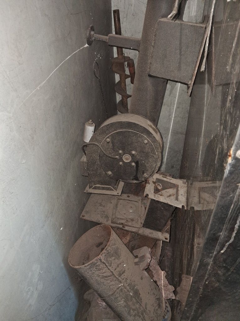 Sprzedam  części Buderus Funke Silver  50kw