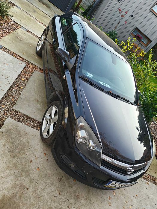 Opel Astra H GTC