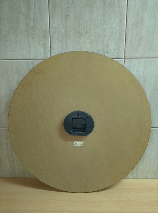 Duży zegar ścienny Quartz średnica 60 cm
