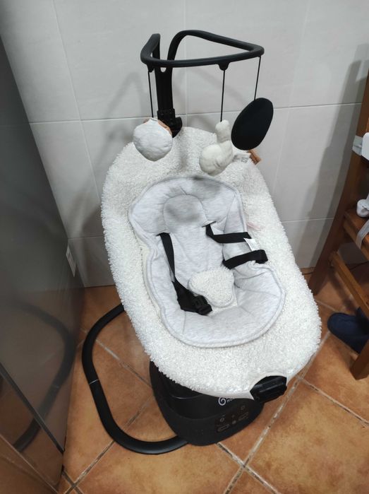 Cadeira baloiço Babymoov Balancín Swoon Evolution curl white
