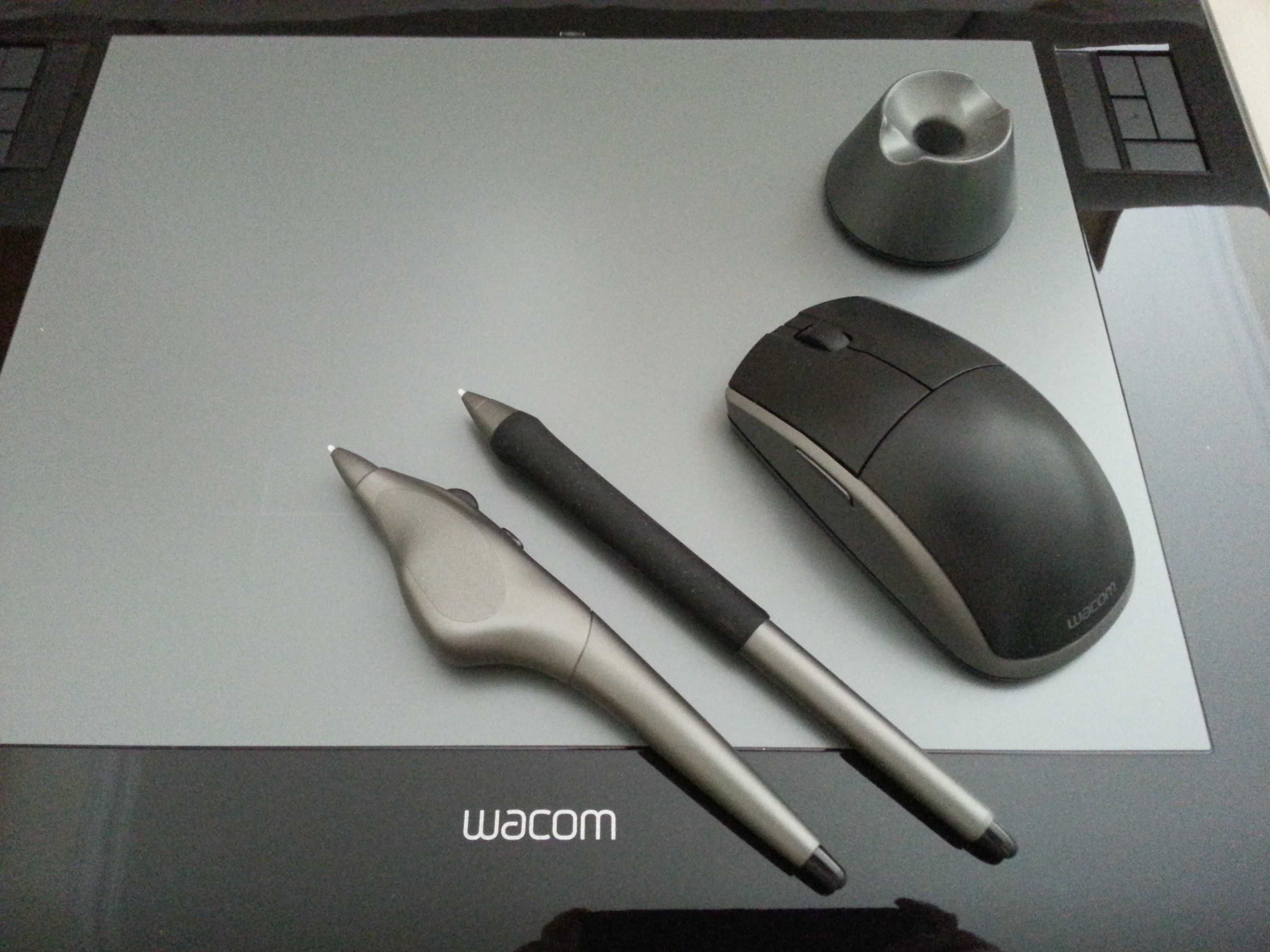 Mesa Digitalizadora Wacom Intuos 3 - Edição Especial