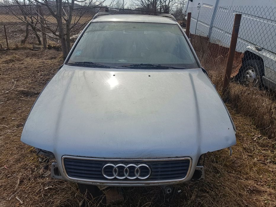 Розбір Audi А4B5 1998 дорест залишки скло двері КПП диван