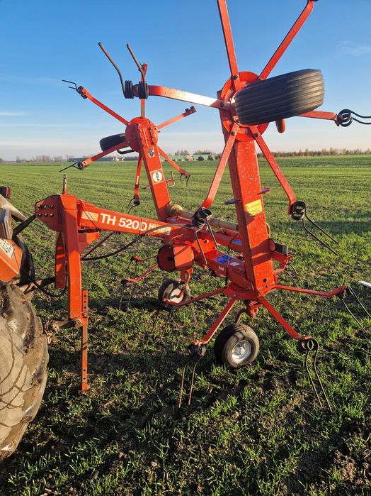 Przewracarka / Przetrząsarka Fella TH520