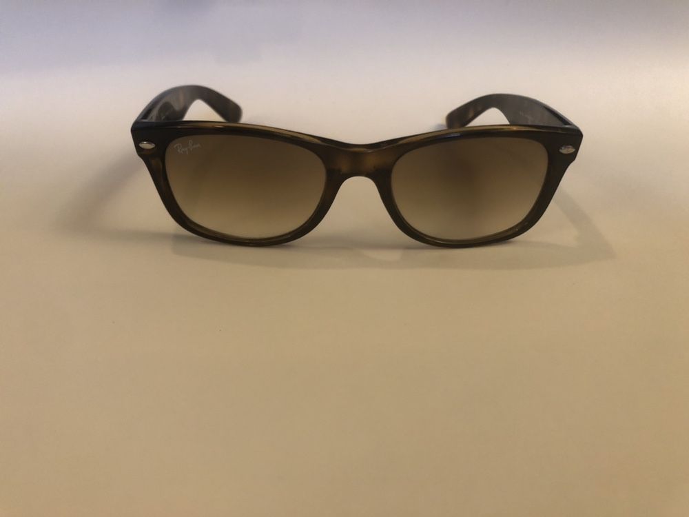 Ray Ban RB 2132 New Wayfarer