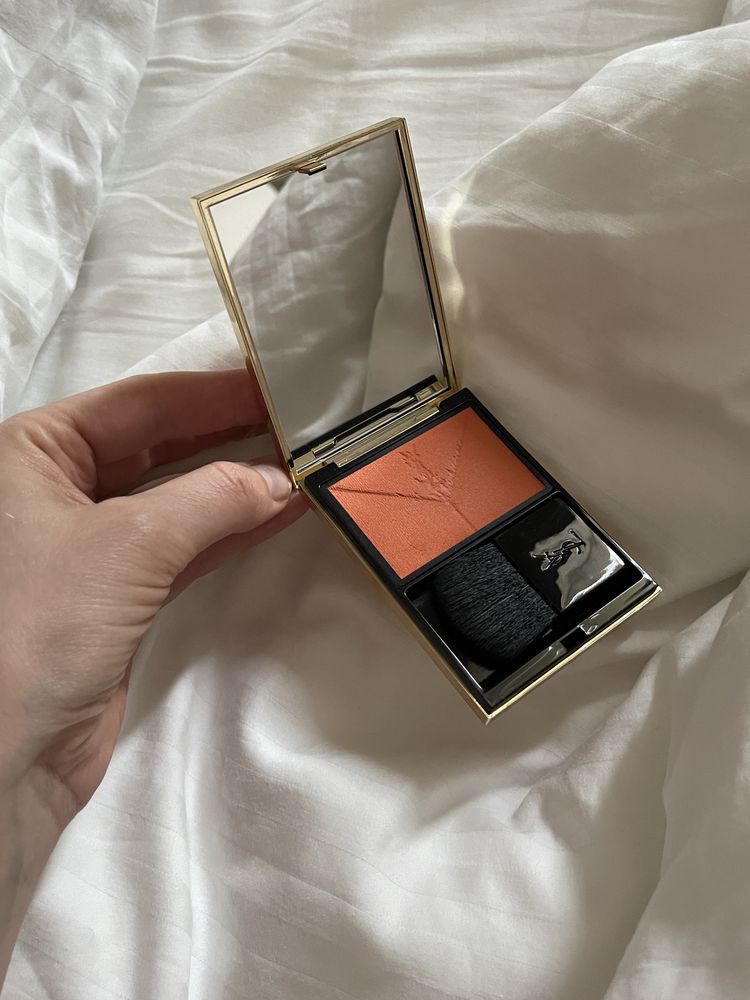 Yves Saint Laurent róż do policzków Couture Blush