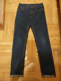 Granatowe jeansy