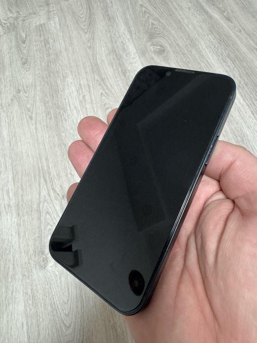 Продам Iphone 13 mini