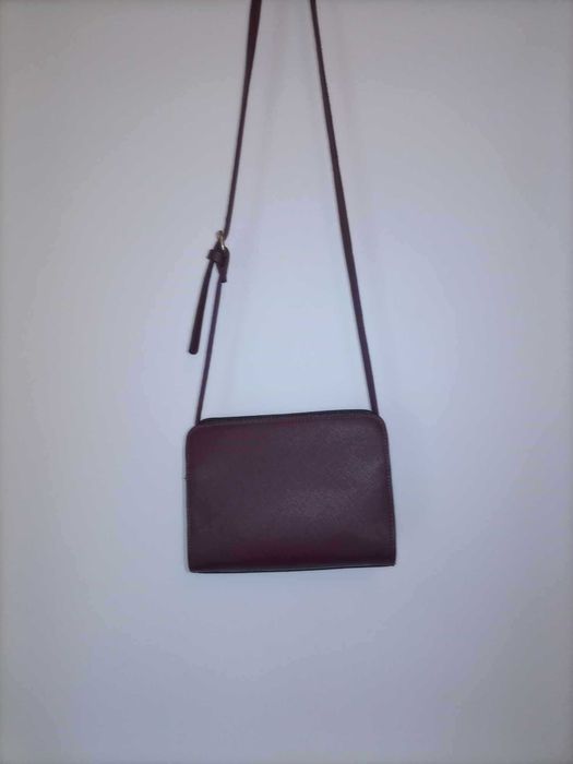 mala roxa Stradivarius