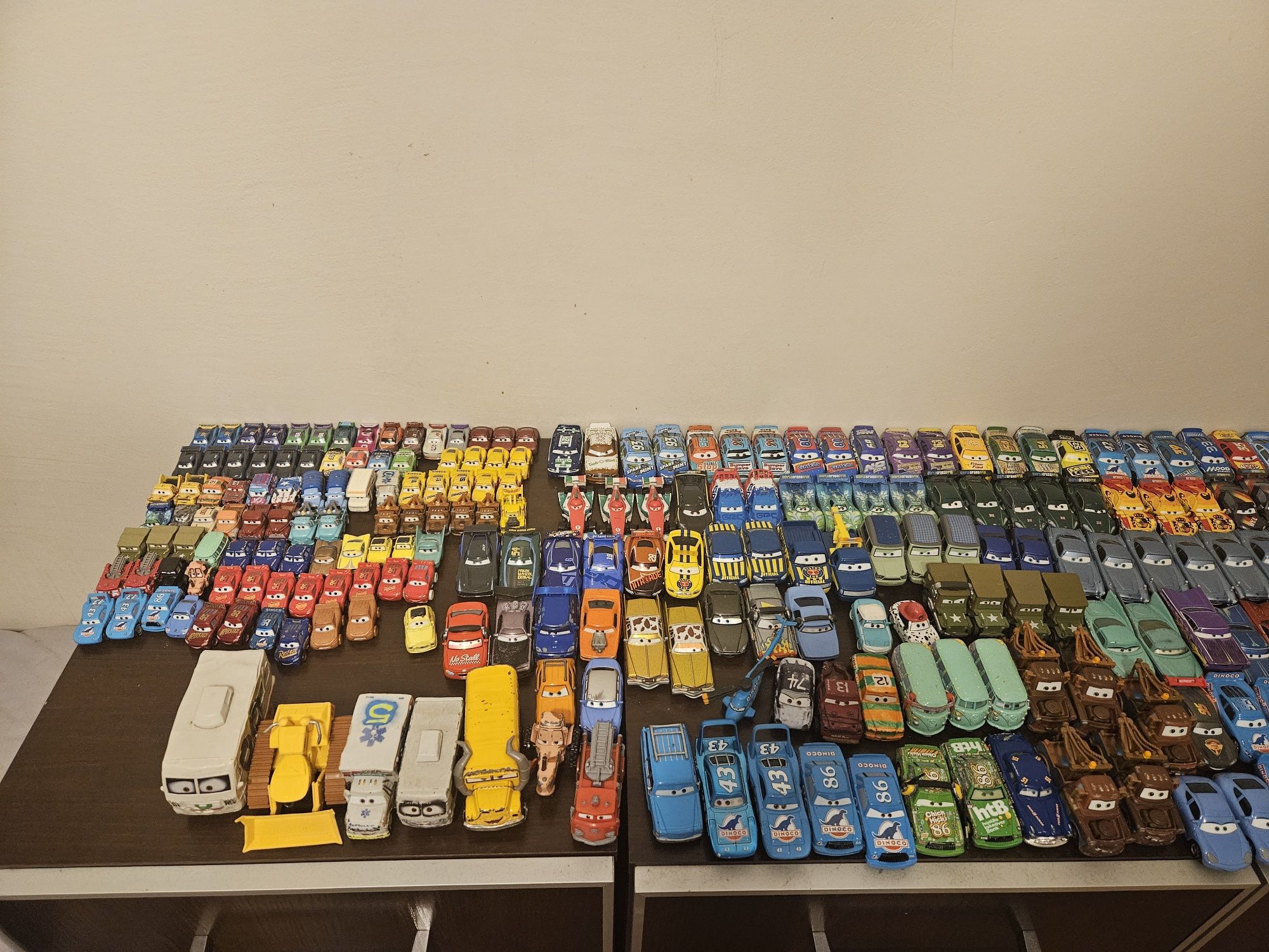 Auta Cars Disney Mattel