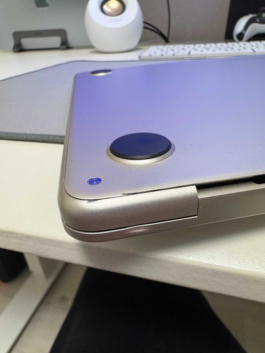 MacBook Air 13” (M2, 2022) – 8 ГБ / 256 ГБ SSD – Starlight