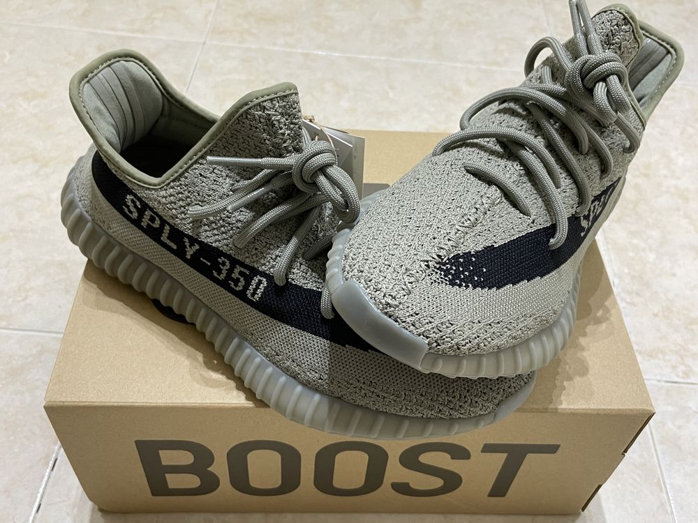 Yeezy 350 V2 Granite