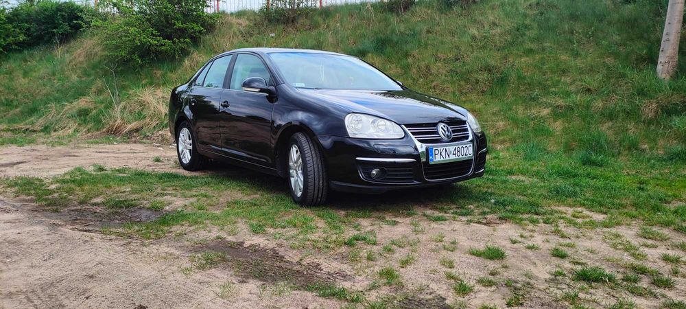 Volkswagen Jetta 1.6 102