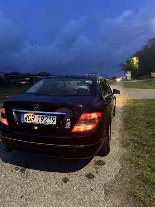 Mercedes-Benz C200 CGI W204 1.8 Benzyna Coupé 2010 Idealny stan