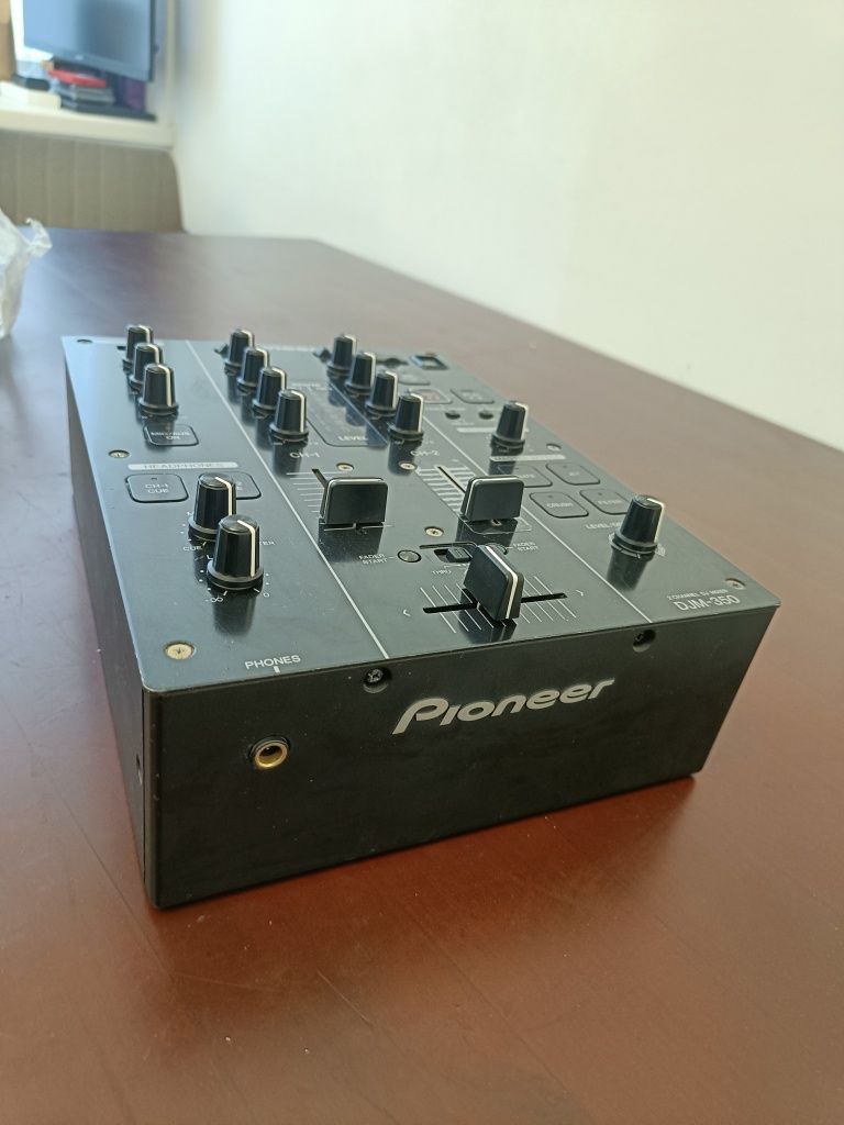 Микшерный пульт для DJ Pioneer DJM-350