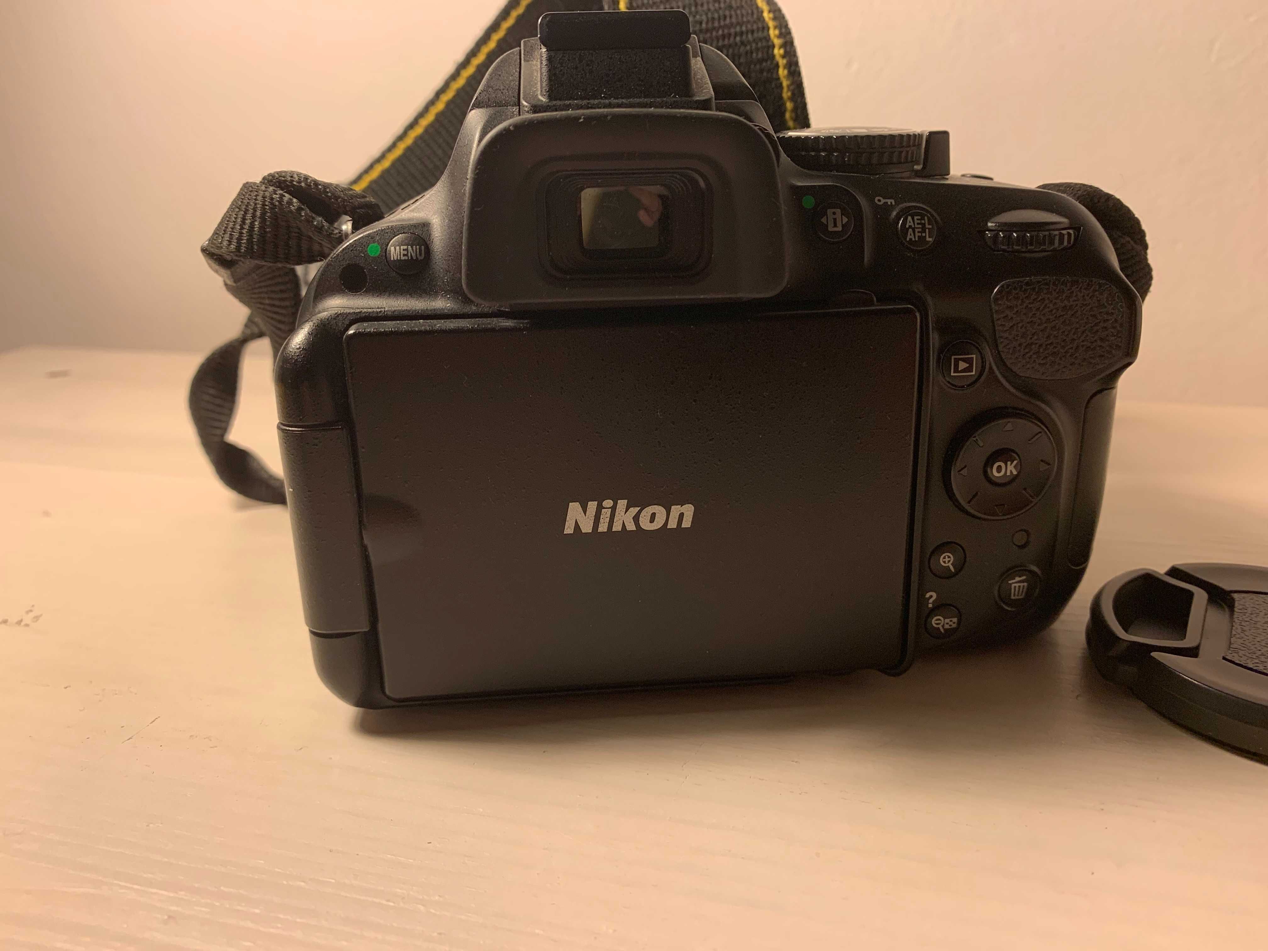 Lustrzanka Nikon D5200 wraz z obiektywem Af-S Nikon 18-55, zestaw.