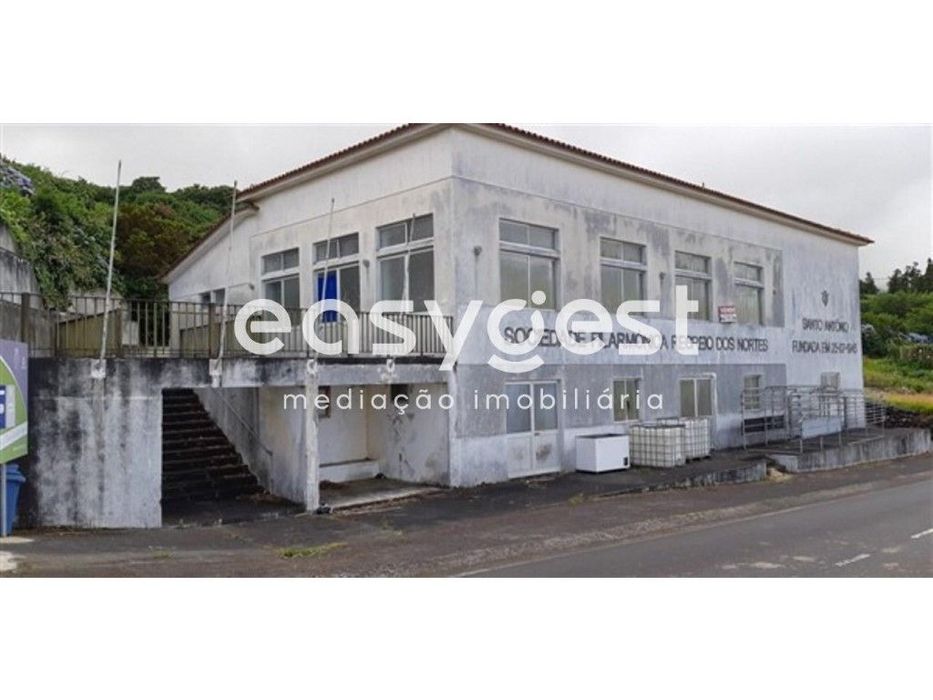 Edifício de Sede de Filarmónica na Ilha São Jorge em Santo António