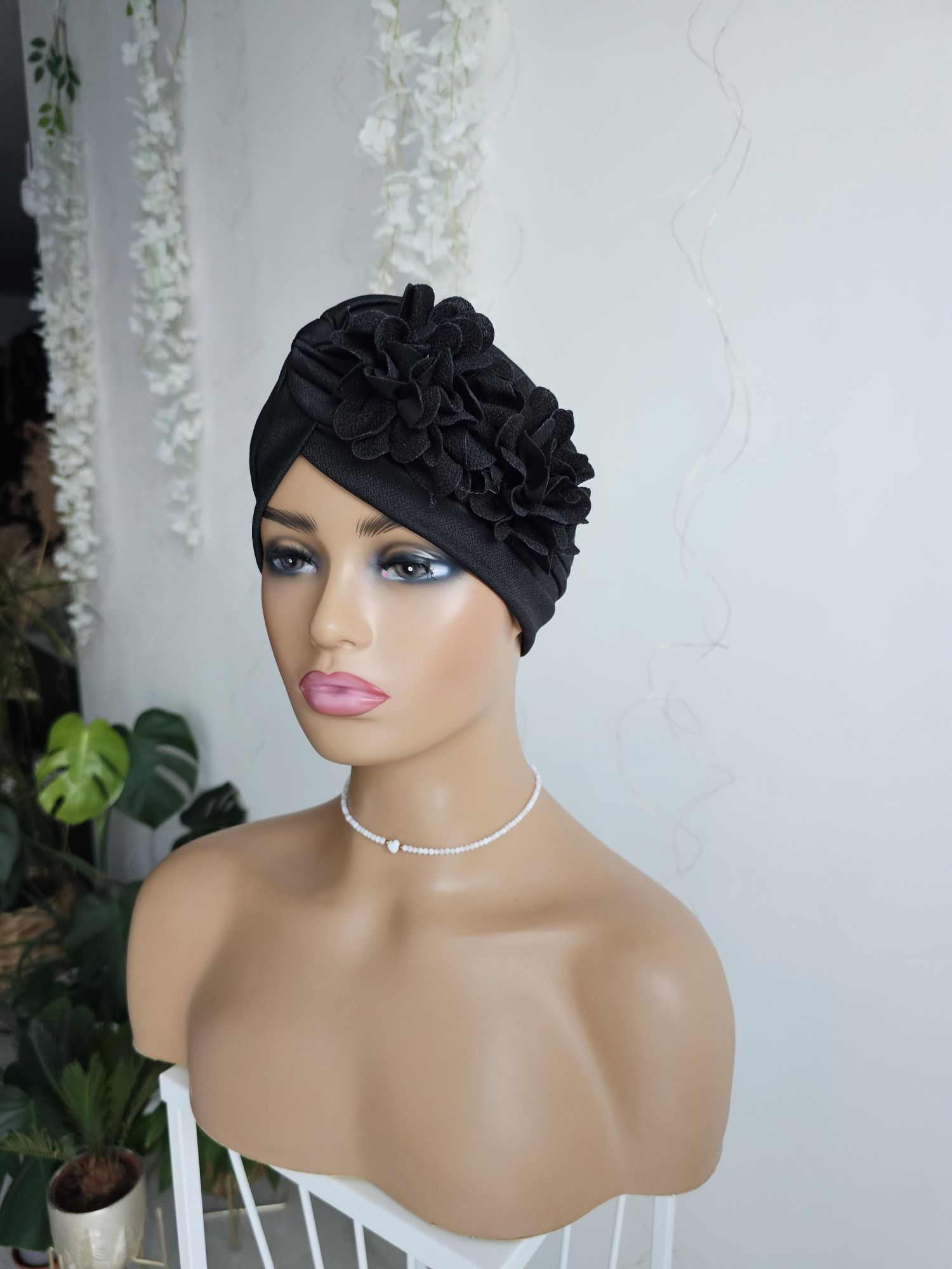 Ozdobny turban czepek czapka Ala czarny nakrycie głowy podczas leczeni