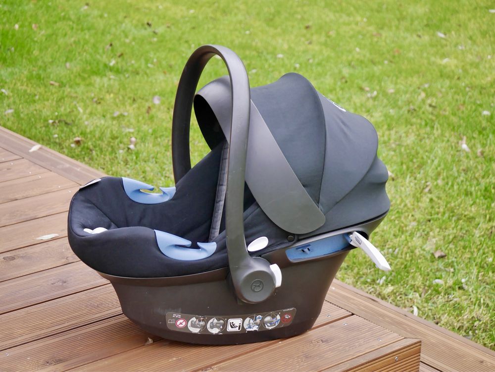 Fotelik niemowlęcy Cybex Aton M I-size