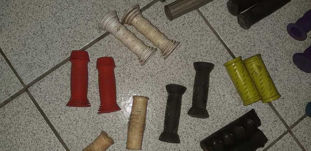 Punhos para triciclos e bicicletas de criança