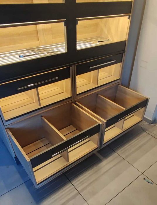 Regal na pieczywo do samoobsługi