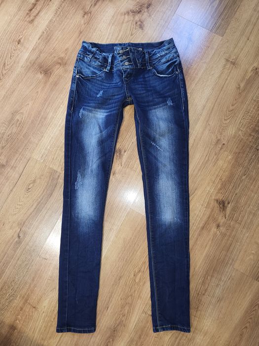 Spodnie jeansowe