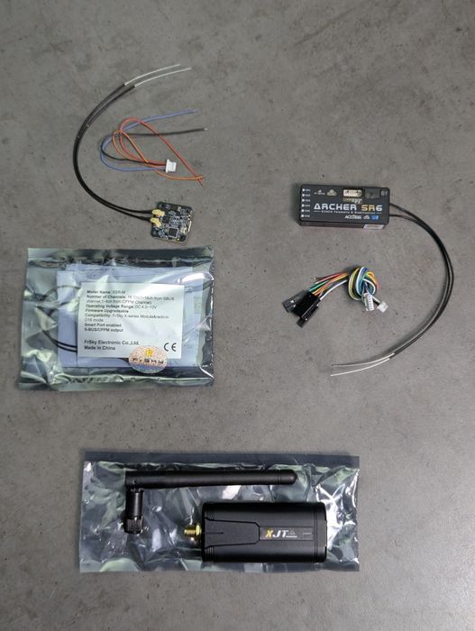 FrSky R9M - Зв'язок, ELRS, керування БпЛА, 900, 2.4, RX, TX, комплекти