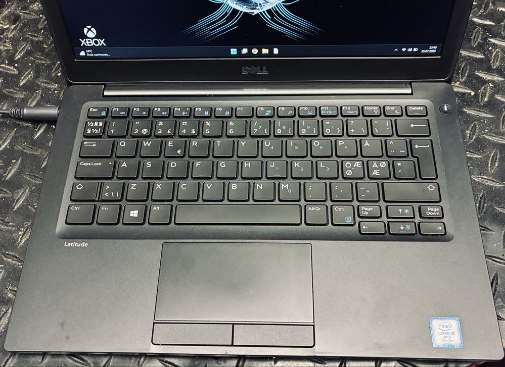 DELL 7280 i5/7th/4g/DDR4/240NvMe!!!