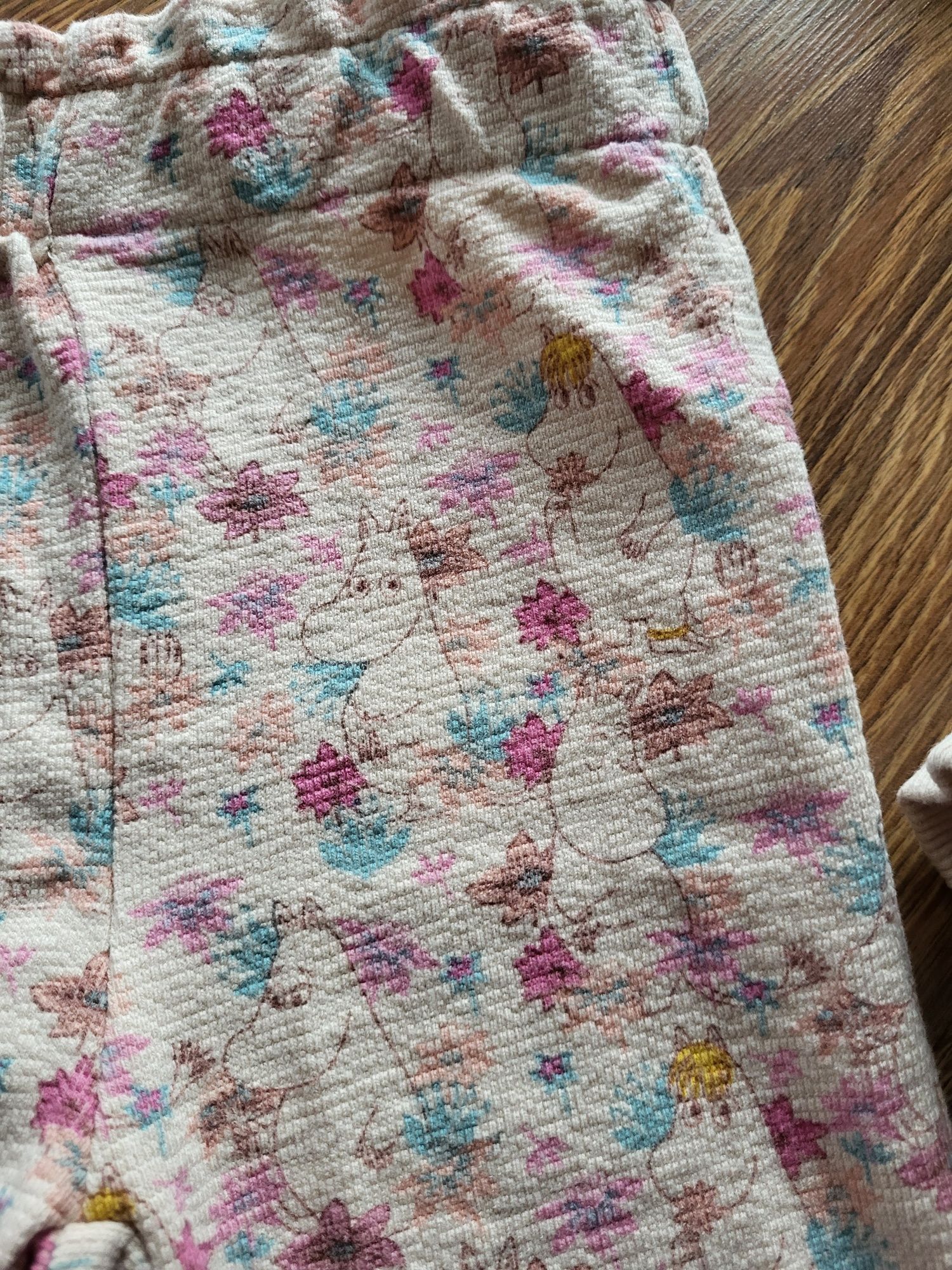 Dres bluza spodnie reserved 74 muminki