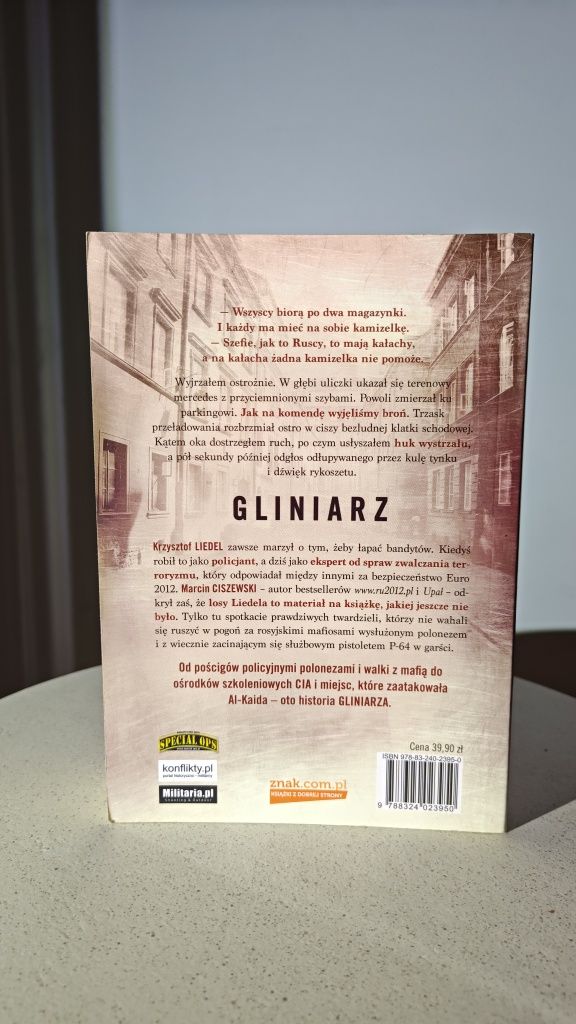 Gliniarz Marcin Ciszewski Krzysztof Liedel