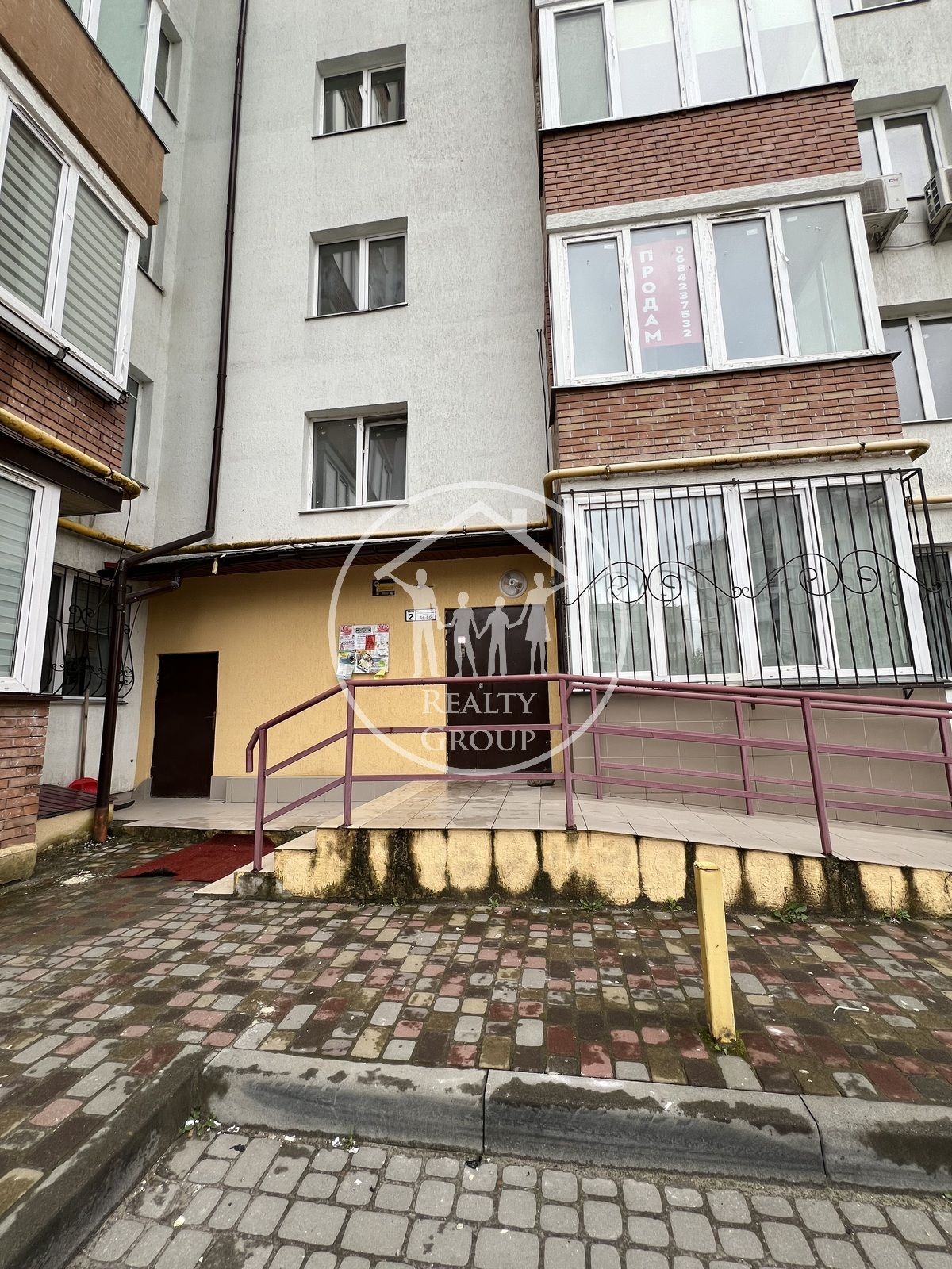 Продаж 2 кімнатної квартири 69 кВ.м53000