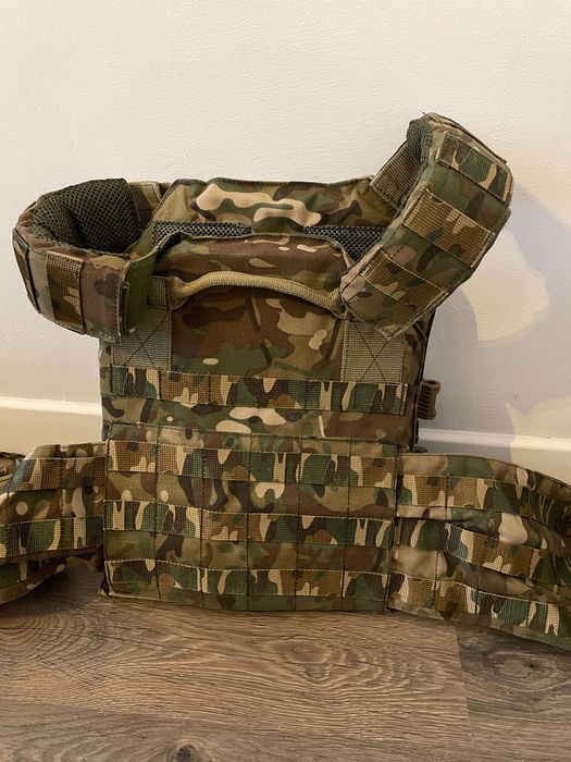 Плитоноска для військових