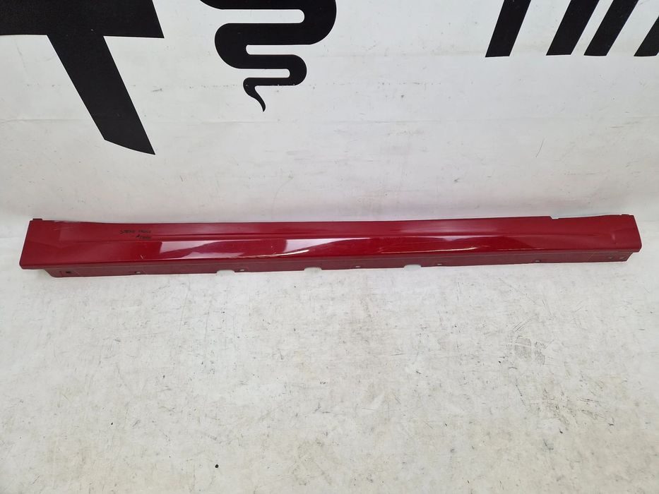 Listwa nakładka progowa prawa Alfa Romeo Stelvio VELOCE