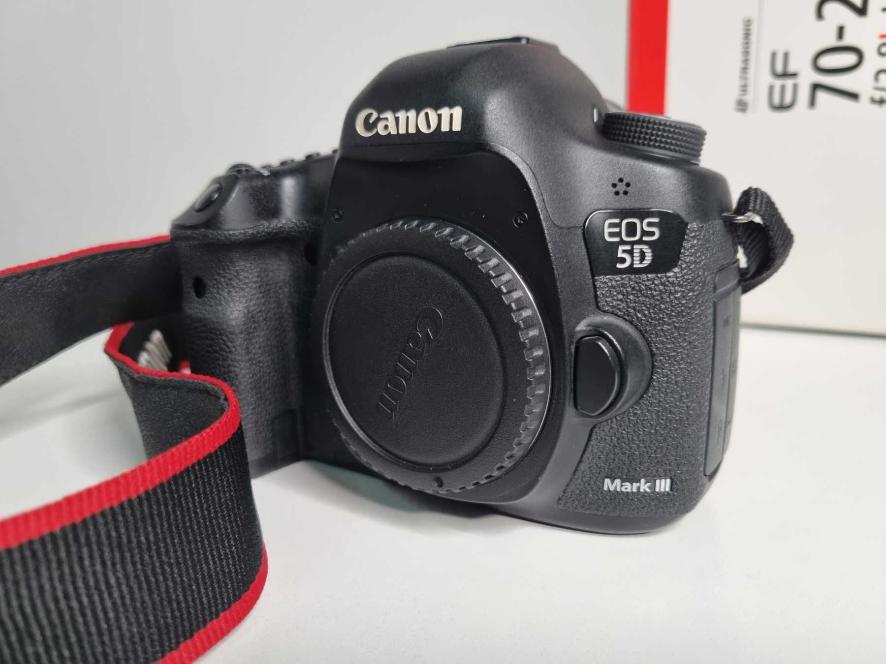 Canon EOS 5D Mark III +об'єктив EF 70-200mm 2.8